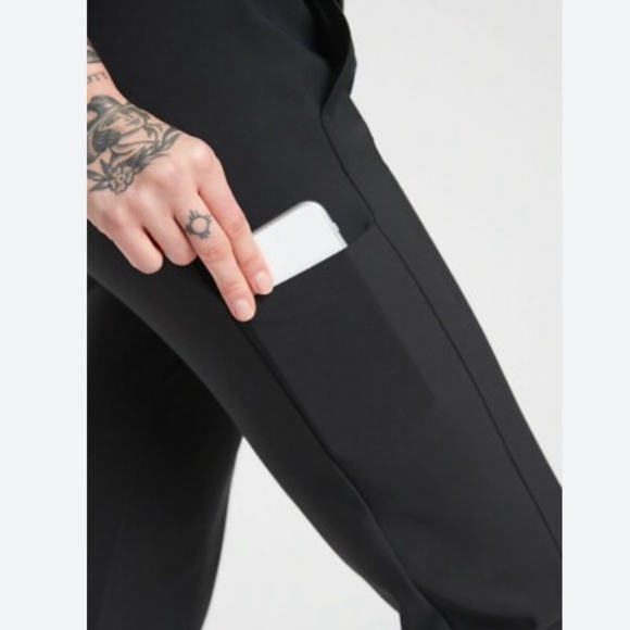 Athleta Black Stellar Crop Trouser size 2 - Picture 12 of 13